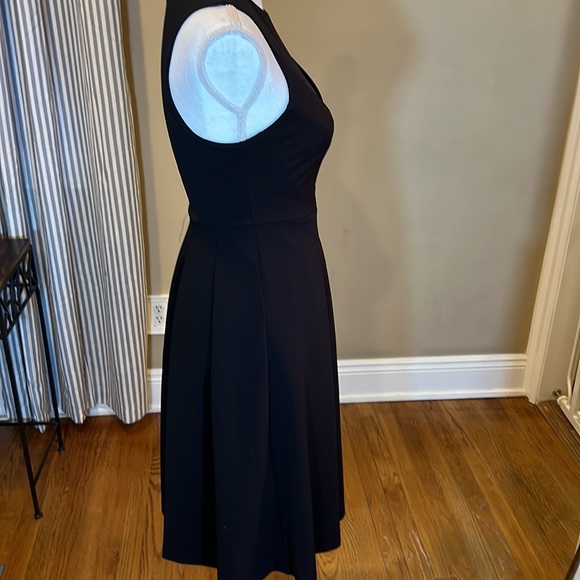 ASOS black dress size 2 sleeveless with criss cross design front w/ full skirt - Picture 4 of 12